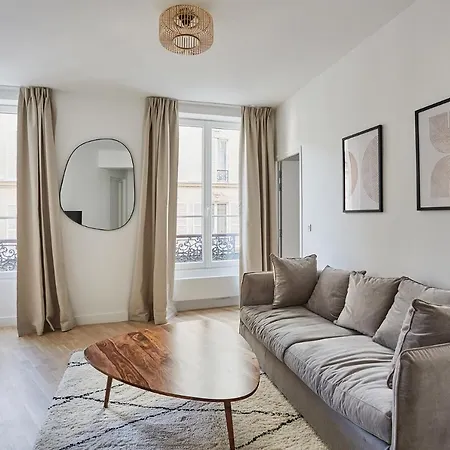 Center Of By Prestige Parigi